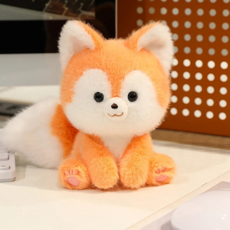 Animais Sentados Fofos – Pelúcias de Panda Vermelho, Raposa, Bicho-Preguiça, Gato, Capivara e Porquinho | Brinquedo de Pelúcia Macio para Crianças