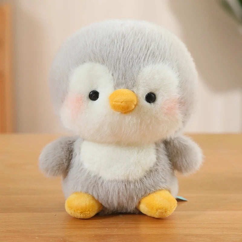 Animais Sentados Fofos – Pelúcias de Panda Vermelho, Raposa, Bicho-Preguiça, Gato, Capivara e Porquinho | Brinquedo de Pelúcia Macio para Crianças