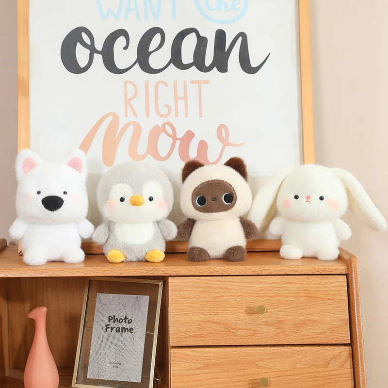 Animais Sentados Fofos – Pelúcias de Panda Vermelho, Raposa, Bicho-Preguiça, Gato, Capivara e Porquinho | Brinquedo de Pelúcia Macio para Crianças